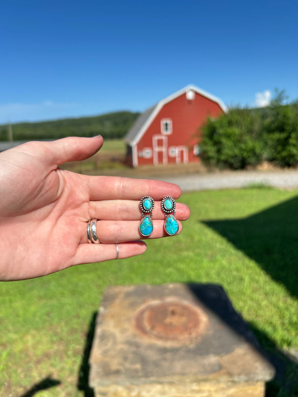 Vintage vibe earrings