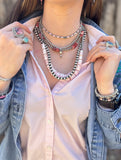 pinky pearl necklace