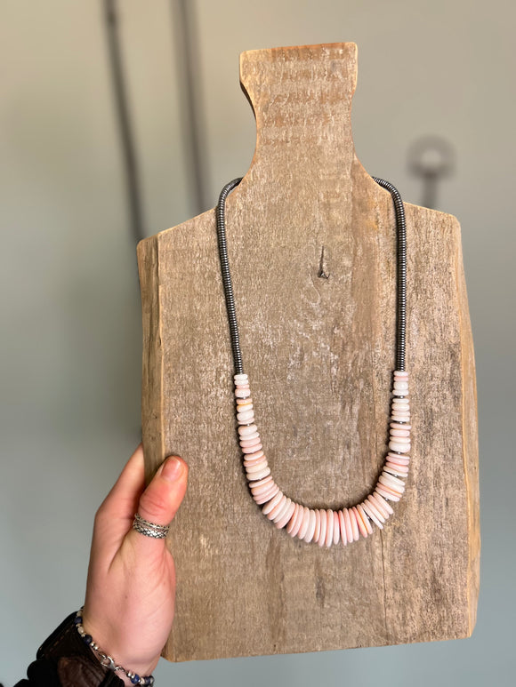 Pink Conch Queen Necklace